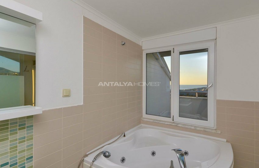 Spacious Real Estate in Alanya with Sea and Nature View 28