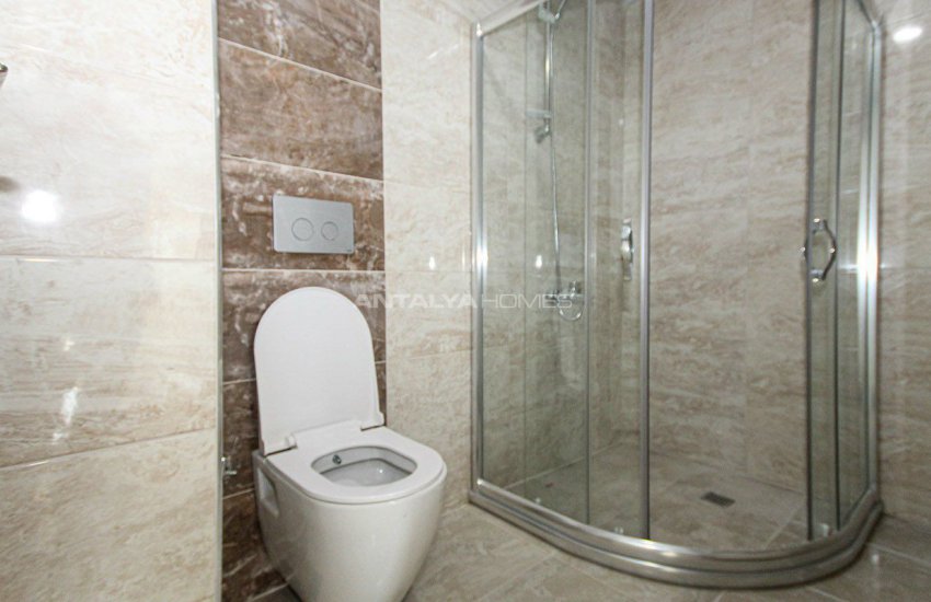 Neues Ganzes Gebäude In Der Nähe Von Allem In Kepez 34