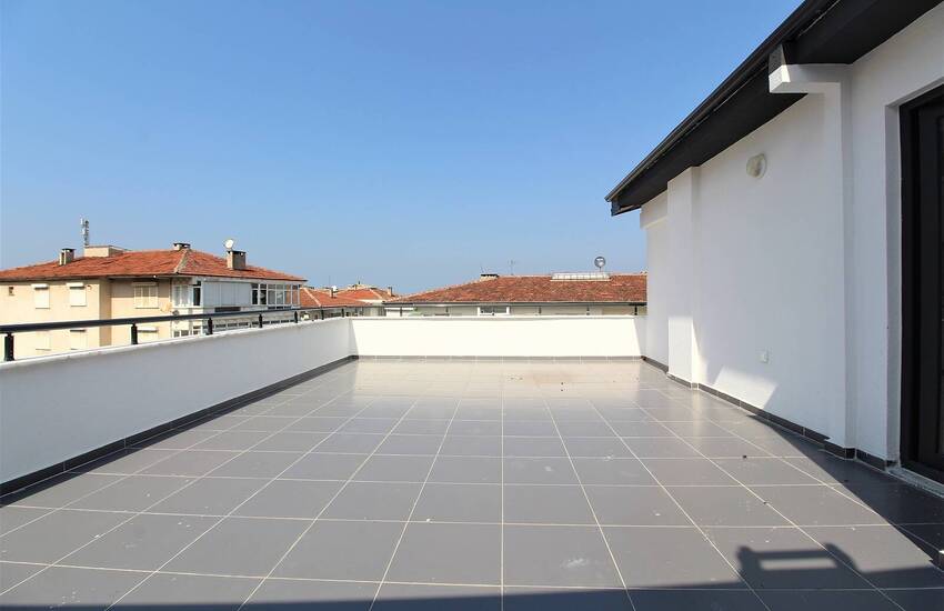 Goed Gelegen Duplex Onroerend Goed Te Koop In Yalova