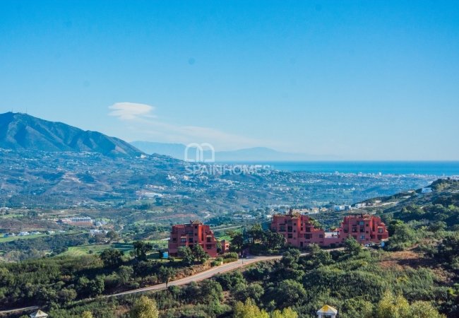 Prächtige Málaga Villa Ist Nah An Golf Club Und College In Marbella 14