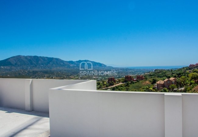 Prächtige Málaga Villa Ist Nah An Golf Club Und College In Marbella 6