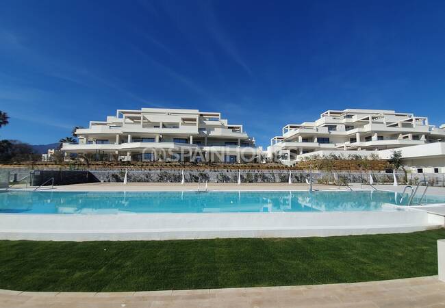 Open Sea View Apartments with Large Terraces in Estepona 10
