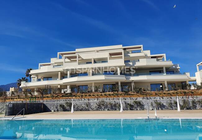 Open Sea View Apartments with Large Terraces in Estepona 11