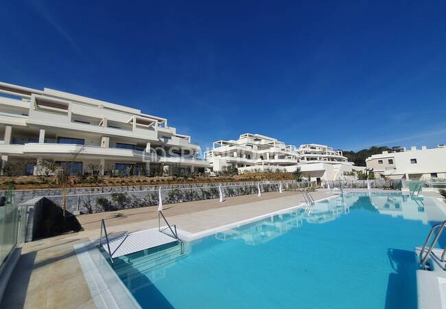 Open Sea View Apartments with Large Terraces in Estepona 13