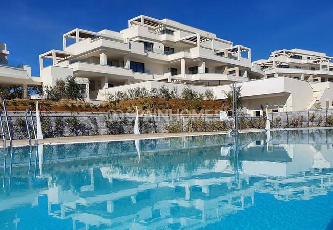 Open Sea View Apartments with Large Terraces in Estepona 15