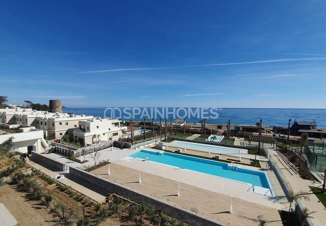 Open Sea View Apartments with Large Terraces in Estepona 9