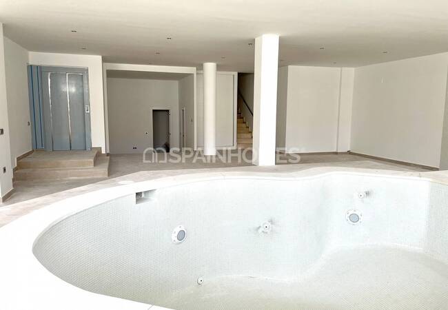 Luxueuses Villas Bien Situées À Benalmadena Costa Del Sol 24