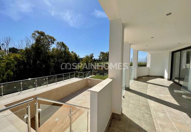 Luxueuses Villas Bien Situées À Benalmadena Costa Del Sol 48