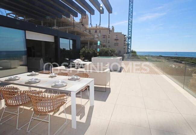 Proyecto único En Primera Línea De Playa En Estepona 34