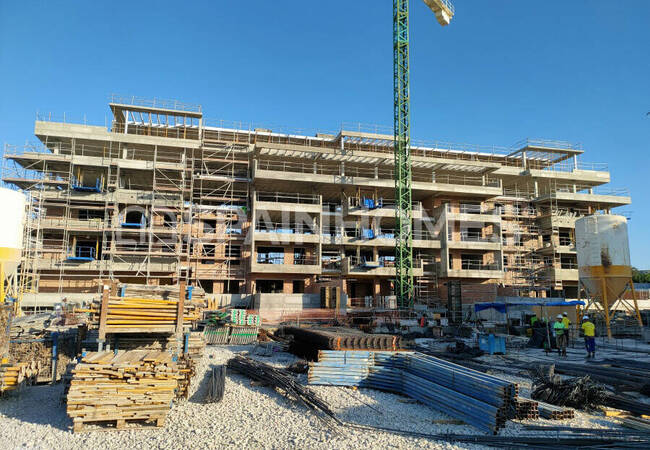 Málaga Torremolinos'ta Sahile Yürüme Mesafesinde Daireler 12