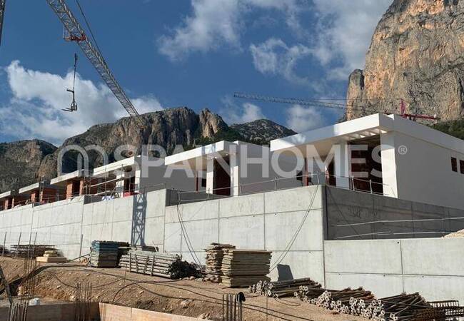 فلل مطلة على البحر في بولوب كوستا بلانكا محاطة بالطبيعة 34