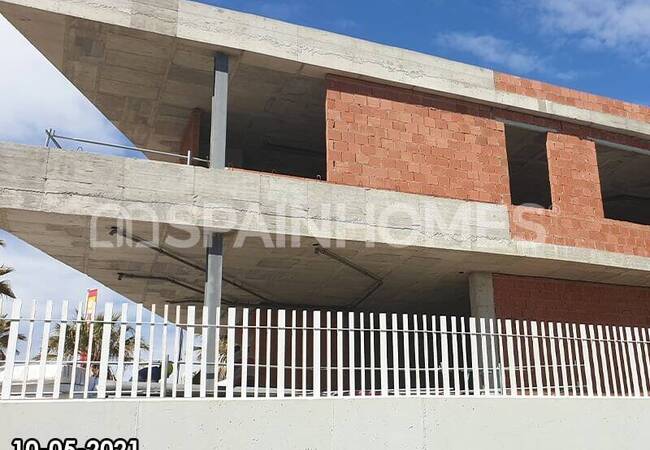 Alicante San Juan'da Sahile Yakın Satılık Lüks Villalar 29