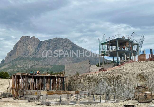 Отдельные Виллы с Просторными Интерьерами в Финестрате 61