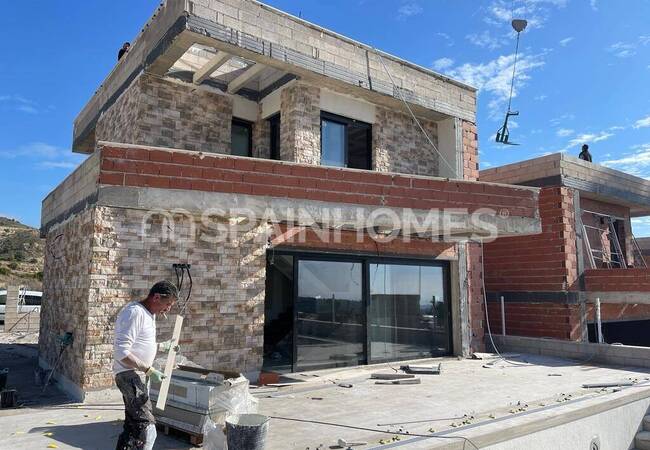 Отдельные Виллы с Просторными Интерьерами в Финестрате 67