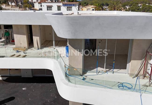 Moraira'da Eşsiz Deniz Manzaralı ve Lüks Tasarımlı Villa 7