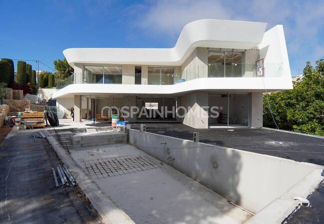 Moraira'da Eşsiz Deniz Manzaralı ve Lüks Tasarımlı Villa 6