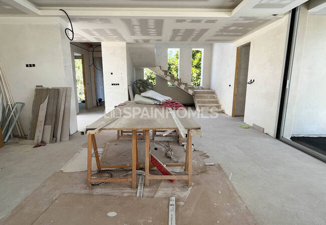 Moraira'da Eşsiz Deniz Manzaralı ve Lüks Tasarımlı Villa 21
