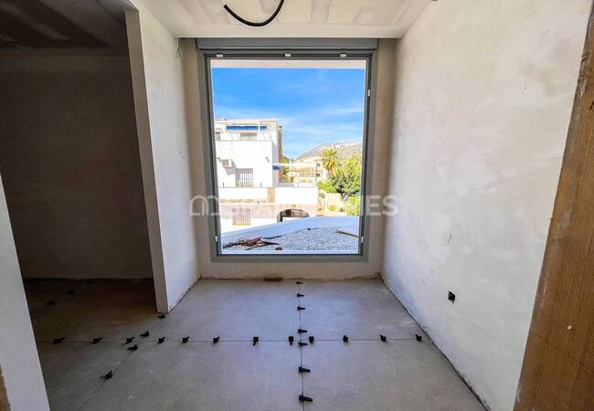 Moraira'da Eşsiz Deniz Manzaralı ve Lüks Tasarımlı Villa 19