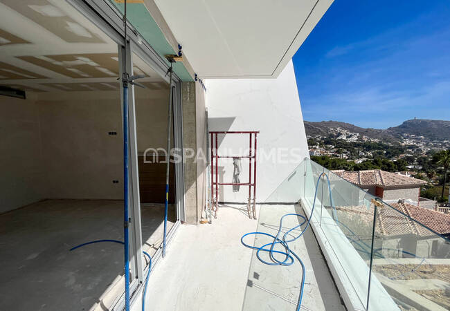 Moraira'da Eşsiz Deniz Manzaralı ve Lüks Tasarımlı Villa 11