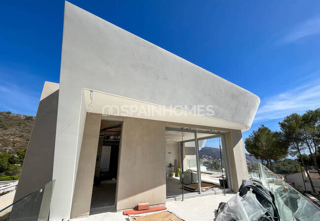 Moraira'da Eşsiz Deniz Manzaralı ve Lüks Tasarımlı Villa 8