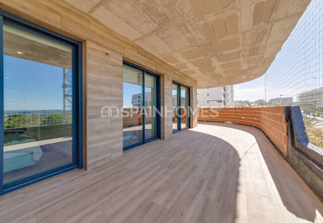 Compact Apartments in a Walking Distance to Sea in Alicante 34