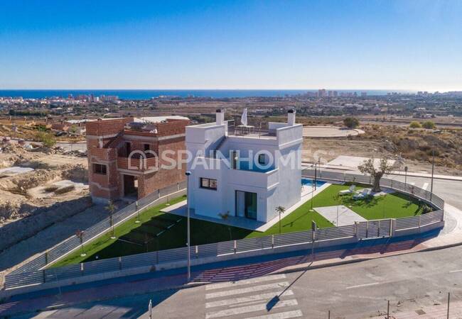 Villas Near City Center and the Beach in Mutxamel Alicante 24