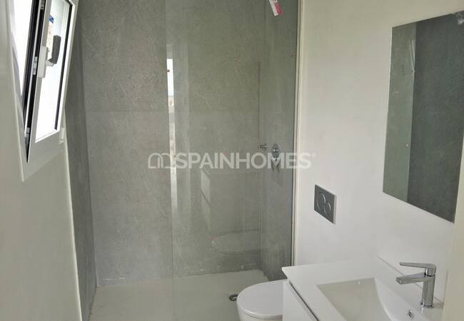 Luxury Villas Close to the Beach in Villajoyosa Alicante 57