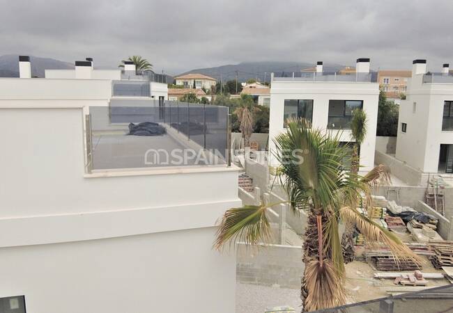 Luxury Villas Close to the Beach in Villajoyosa Alicante 35