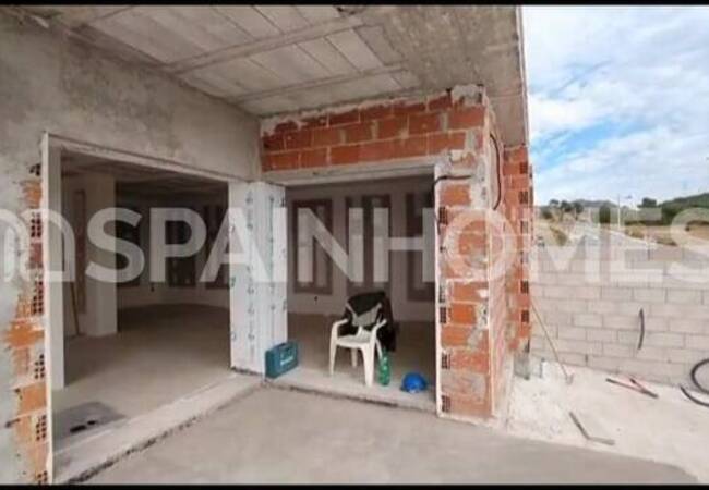 Spacious Detached Villas with Pool and Garden in Finestrat 18