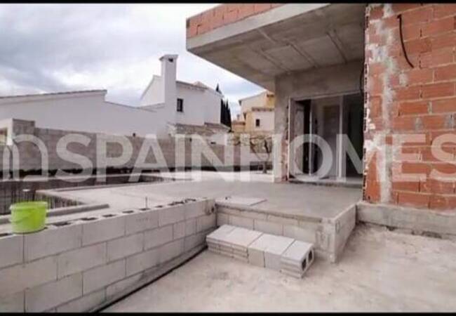 Spacious Detached Villas with Pool and Garden in Finestrat 20