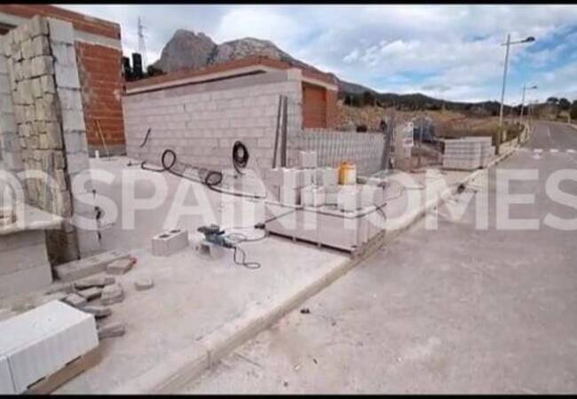 Spacious Detached Villas with Pool and Garden in Finestrat 22