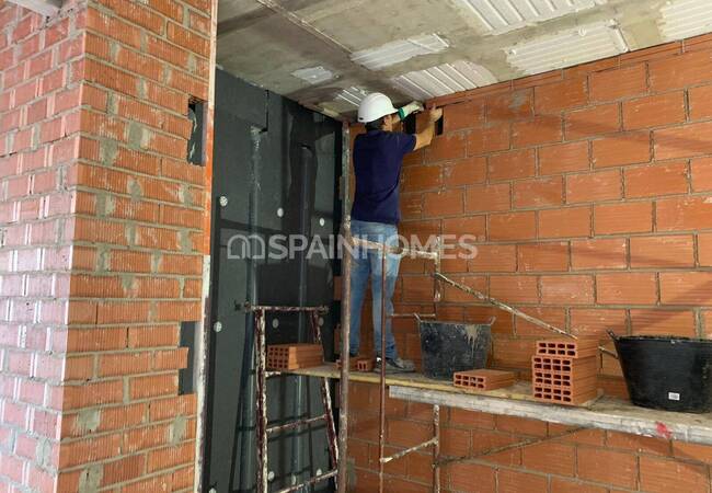 Finestrat'ta Plaja ve Şehre 5 Km Mesafede Lüks Villalar 39