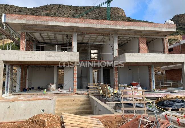 Finestrat'ta Plaja ve Şehre 5 Km Mesafede Lüks Villalar 32