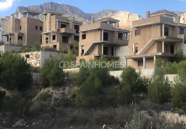 Spacious Detached Houses Close to Beach in La Nucia Alicante 45