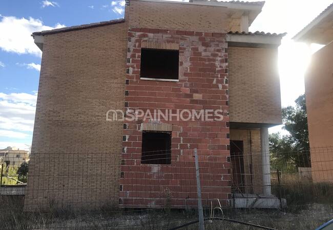 Spacious Detached Houses Close to Beach in La Nucia Alicante 51