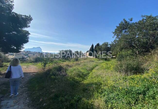 Calpe Alicante'de Deniz Manzaralı Şık Tasarımlı Müstakil Villa 10