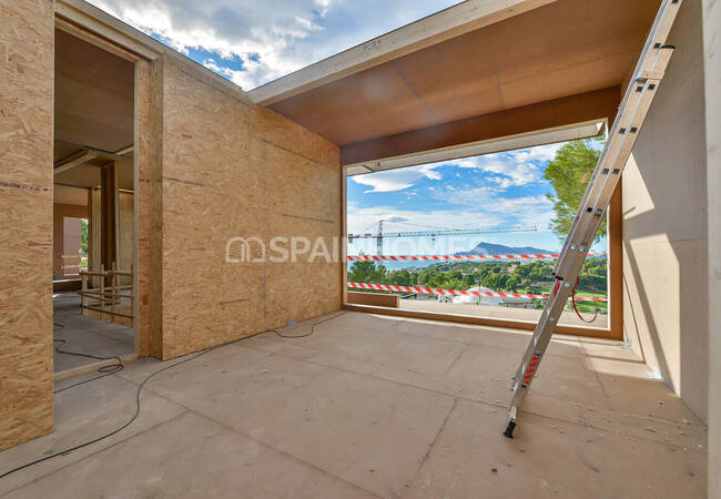 Villa with Open Sea and City Views in Altea, Alicante 32