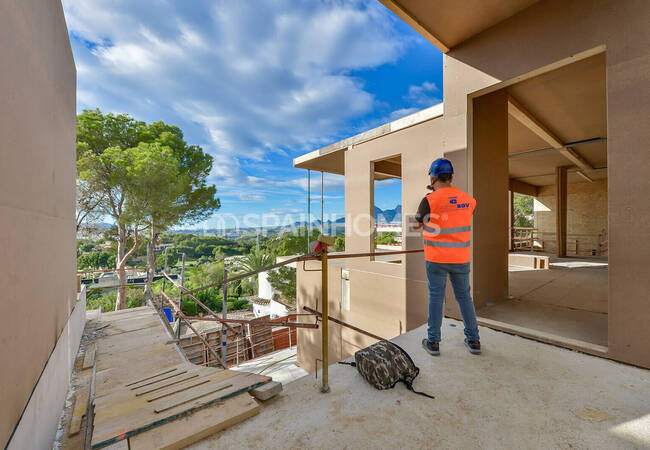 Villa with Open Sea and City Views in Altea, Alicante 20