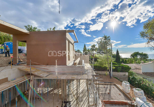 Villa with Open Sea and City Views in Altea, Alicante 41