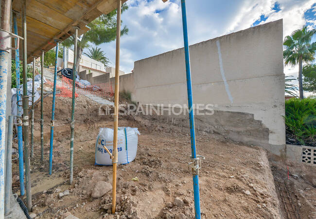 Villa with Open Sea and City Views in Altea, Alicante 50