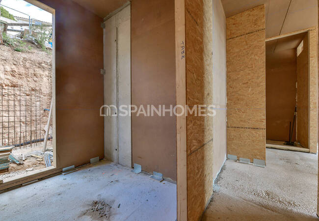 Villa with Open Sea and City Views in Altea, Alicante 57