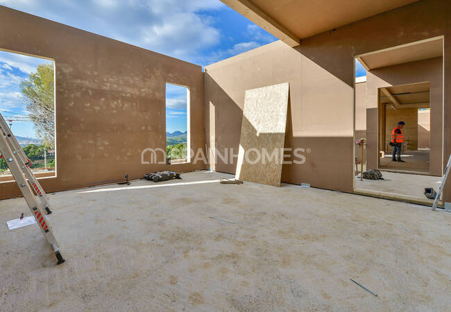 Villa with Open Sea and City Views in Altea, Alicante 22