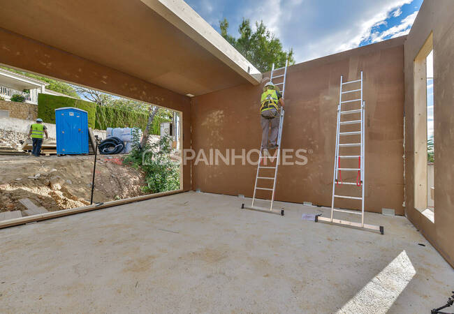 Villa with Open Sea and City Views in Altea, Alicante 23