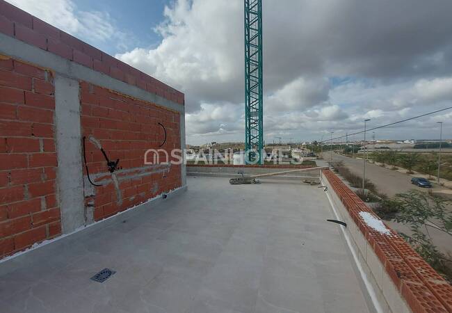 Pilar De La Horadada'da Özel Havuzlu Geniş Yarı Müstakil Ev 6