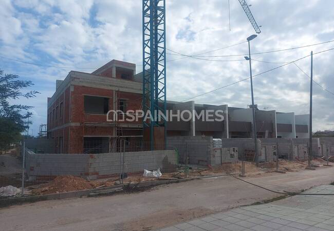 Pilar De La Horadada'da Özel Havuzlu Geniş Yarı Müstakil Ev 2