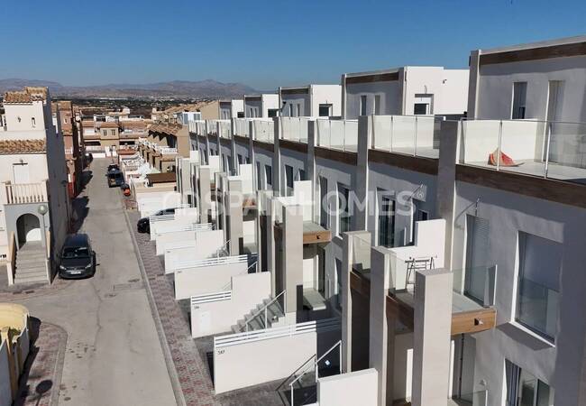 Таунхаусы в Выгодном Месте в Санта-Пола, Испания 7