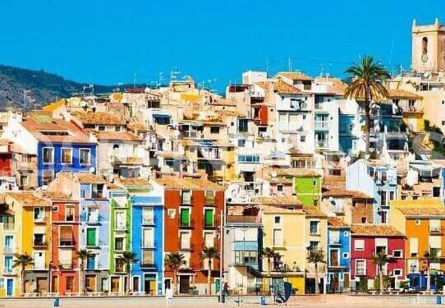 Alicante Villajoyosa’da Sahile Yakın Teraslı Lüks Daireler 6