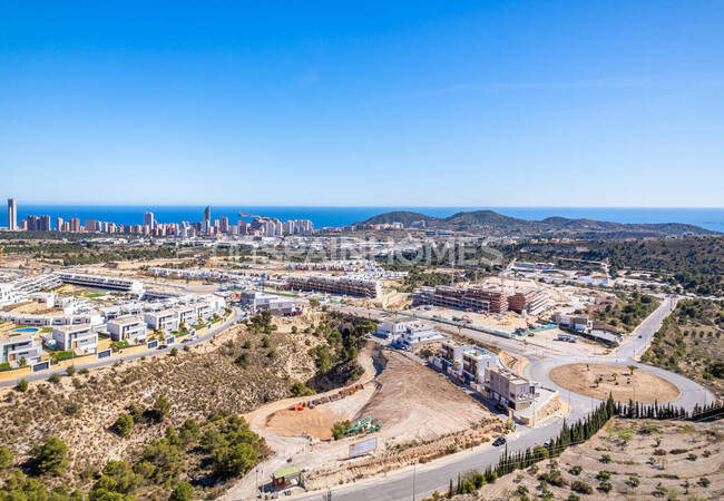 3-bedroom Villas Near the Sea in Finestrat 40