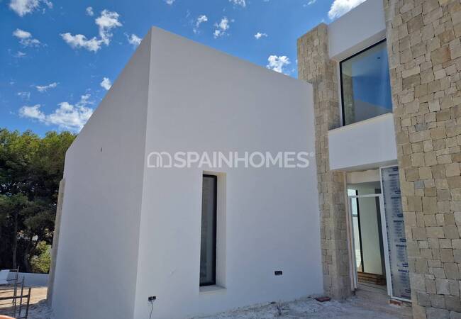 Alicante Moraira'da 4 Yatak Odalı Geniş Müstakil Villa 12