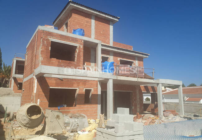 Maison Individuelle Spacieuse Et Élégante Avec Piscine À Alicante 48